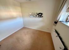 Photo 8 Photo 8